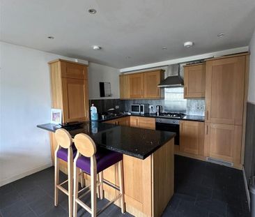 2 bedroom private hall to rent - Photo 6