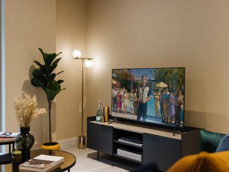 3 bedroom apartment to rent - Photo 5