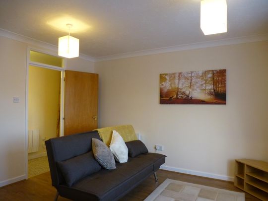 St Johns Chase, March - Photo 1