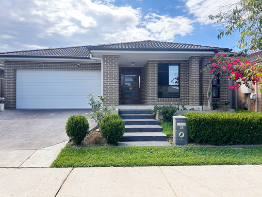 36 Elimatta Avenue, Jordan Springs, NSW - Photo 1