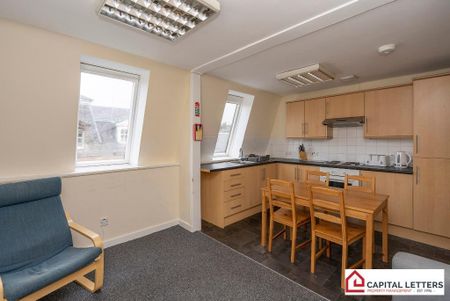 3 bedroom flat to rent - Photo 5