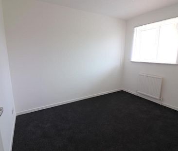 3 Bedroom Terraced To Rent - Photo 2