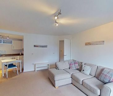 2 bedroom apartment to rent - Photo 2