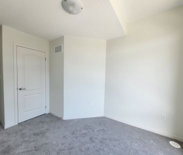 For Lease - 1432 Coral Springs Path, Oshawa, Ontario - Photo 4