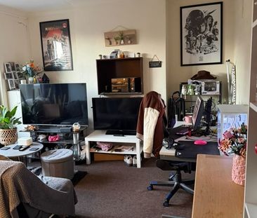 1 Bed Flat, Aylestone Road, LE2 - Photo 3