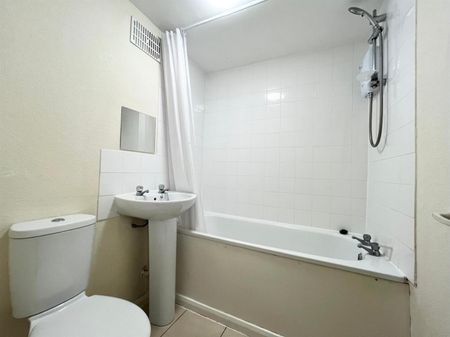 1 Bedroom Flat - Studio To Let - Photo 5