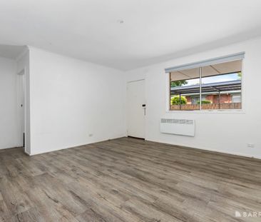 Stylish & Modern Unit in Prime Ringwood Location - Photo 1