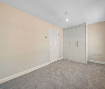 Southwold Drive, Peterborough, Hampton Beach - Photo 3