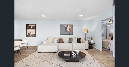 SPACIOUS 3x2 WITH EXPANSIVE COURTYARD - Photo 3