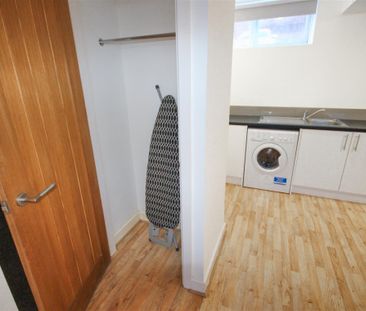 1 Bedroom Flat To Let - Photo 1