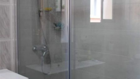 Piso de alquiler en Calle Trocadero, 1, La Carihuela - Los Nidos - Photo 4