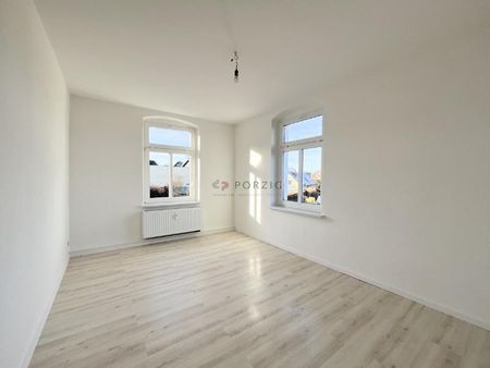 Ihr neues Zuhause: Charmante 2-Raum-Wohnung mit Einbauküchen-Option - Photo 5