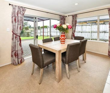 Weymouth, 32 Sandwick Drive - Photo 3