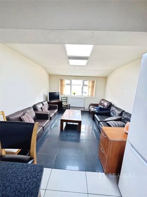 8 bedroom house to rent Talbot Road, Fallowfield, Manchester, M14 - Photo 1