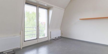 Duplex te huur in Kortrijk voor € 895 met 2 slaapkamers - Photo 2
