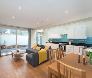 2 Bed Flat, Wimbledon, SW19 - Photo 3