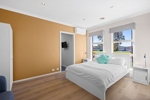 Wyndham Vale - Photo 1