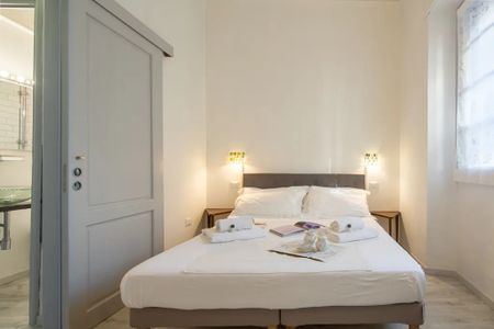 Via Faenza, Florence, Tuscany 50123 - Photo 3