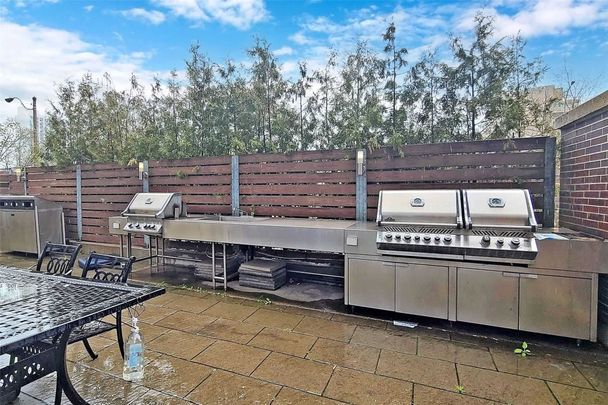 For Lease - 11 Brunel Court Unit# 1509, Toronto, Ontario - Photo 1