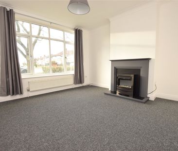 158, King Lane, Moortown, Leeds, LS17 6AA - Photo 1