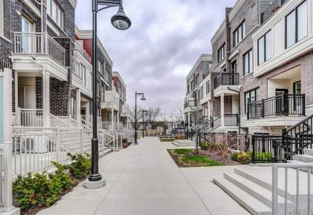 For Lease - 100 Long Branch Avenue Unit# 34, Toronto, Ontario - Photo 4