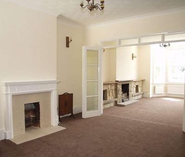 Sought-after Thames Avenue In The Heart Of Pangbourne, RG8 - Photo 1