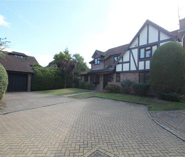 4 bedroom detached house to rent - Photo 5