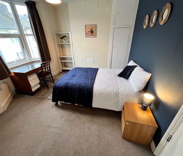 Room in a Shared House, Islingword Place, BN2 - Photo 2