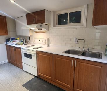 For Lease - 30 Yorkshire Road Unit# Basement, Toronto, Ontario - Photo 4