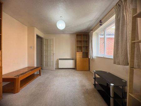 1 bedroom flat to rent - Photo 5