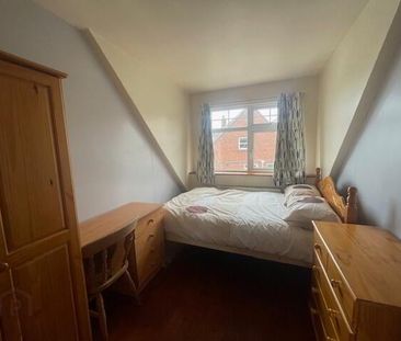 STUDENT LET 2026-27, 13 Lissadell Grove, Portstewart, BT55 7FB - Photo 3