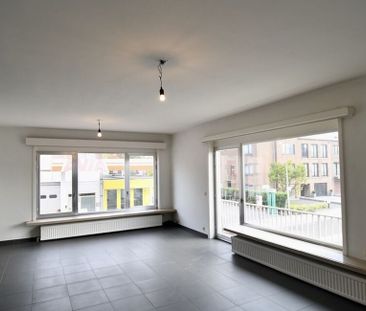 Appartement te huur in Sint-Niklaas voor € 845 met 2 slaapkamers - Photo 2