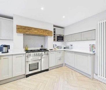 Harrogate Road, Harewood, LS17 - Photo 5