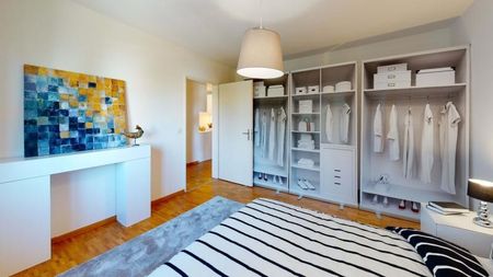 Attraktive Wohnung mit Terrasse - Foto 2