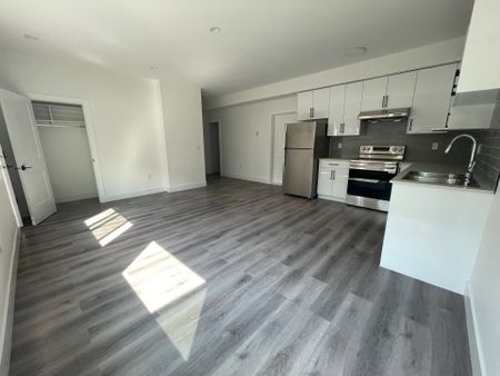 Brand New Suite in Grandview Heights Neighbourhood - Photo 2