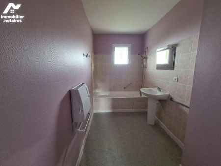 Appartement 3 pièces d'environ 82 m² Au 1er étage d'un petit immeuble situé dans le bourg de... - Photo 5