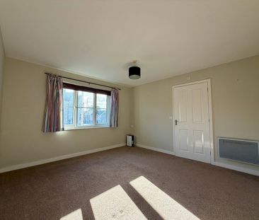 Holbeach Drive Kingsway, Quedgeley, Gloucester, GL2 2BF - Photo 6