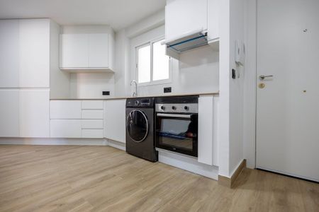 Carrer de lArquitecte Arnau, Valencia, Valencian Community 46020 - Photo 5