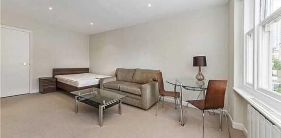 Studio to rent - Photo 2