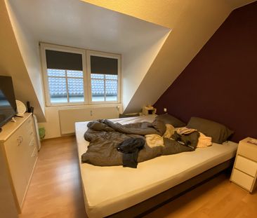 Gepflegte 2-Zimmer Dachgeschosswohnung in Aachen-Eilendorf - Photo 1