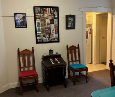 Gladesville - Photo 1