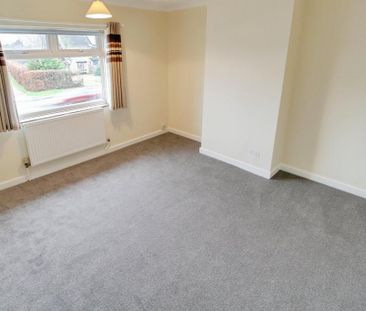 4 bedroom semi-detached house to rent - Photo 6