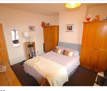 3 Bed Terraced House, Pool Road, LE3 - Photo 2