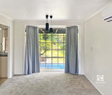 LOCATION PERFECT! - Photo 1