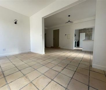 Location Appartement 2 pièces 62m² BRIVE LA GAILLARDE 19100 - Photo 2