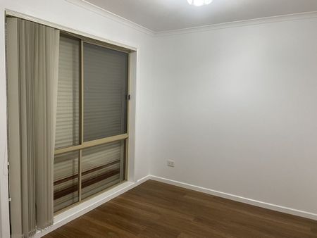 Charming 3-Bedroom Home in Sunshine North - Photo 4