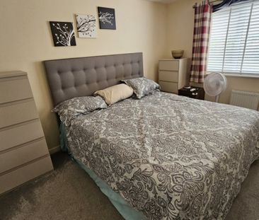 4 bed Detached - To Let - Photo 5