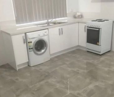 Beautiful Unit/ Granny Flat in Premium Coastal Location - Photo 3