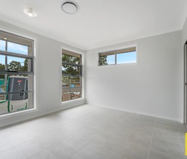 Brand New Everything! - Photo 1