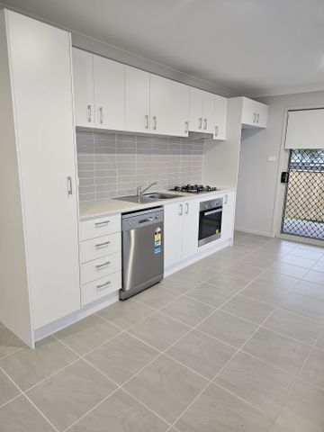 BE THE FIRST TO MOVE IN - Photo 3